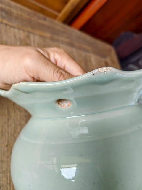 古玩陶瓷豆青釉座真品鑒賞圖