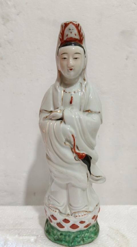 古玩陶瓷白釉粉彩觀音菩薩造像真品鑒賞圖