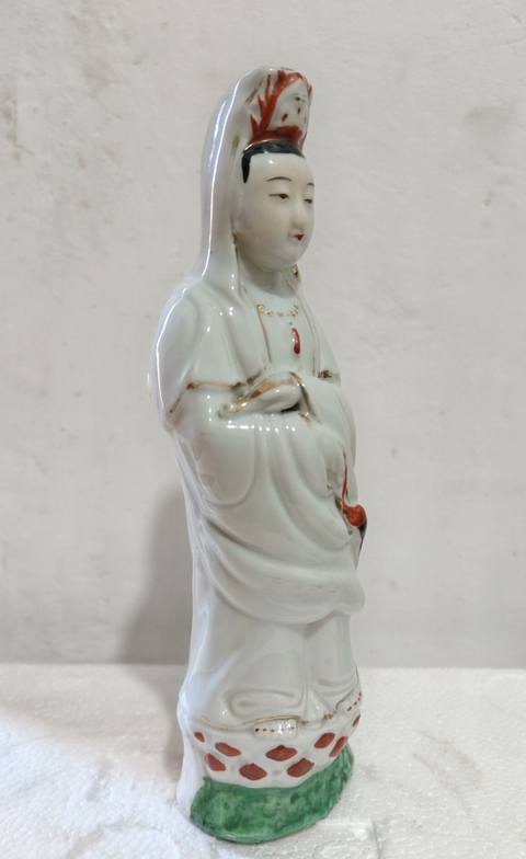 古玩陶瓷白釉粉彩觀音菩薩造像真品鑒賞圖