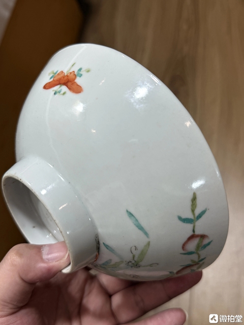 古玩陶瓷清晚期 粉彩花卉紋碗真品鑒賞圖