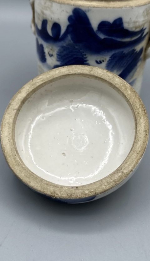 古玩陶瓷青花蓋盅真品鑒賞圖