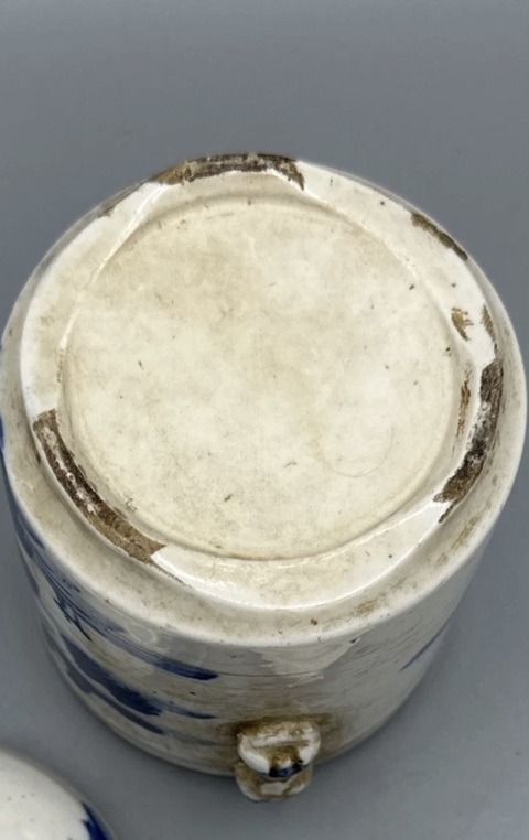 古玩陶瓷青花蓋盅真品鑒賞圖