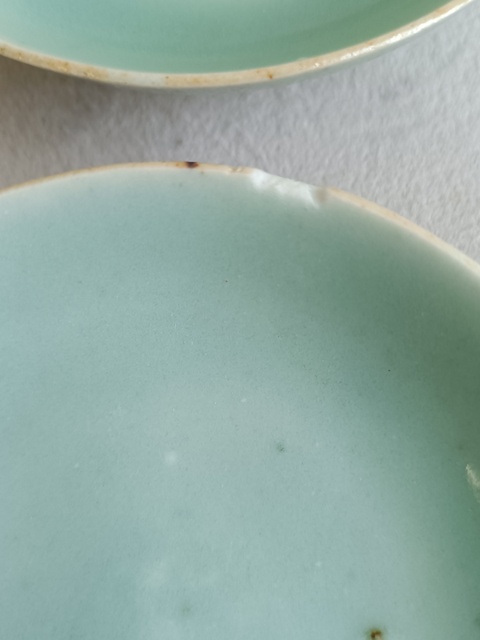 古玩陶瓷豆青釉盤真品鑒賞圖