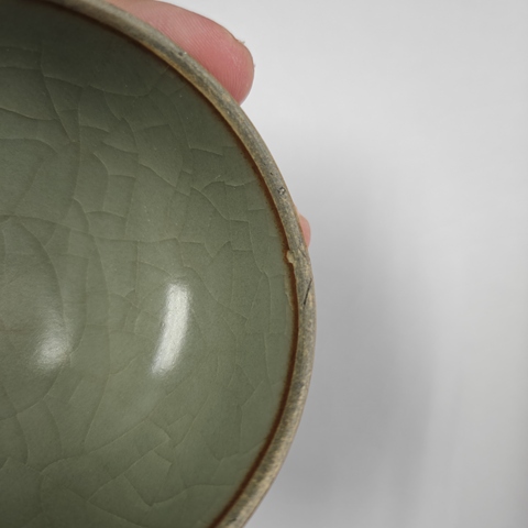 古玩陶瓷龍泉青釉茶盞真品鑒賞圖