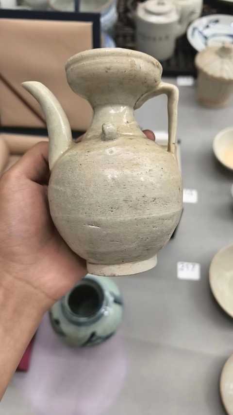 古玩陶瓷洗口執壺真品鑒賞圖