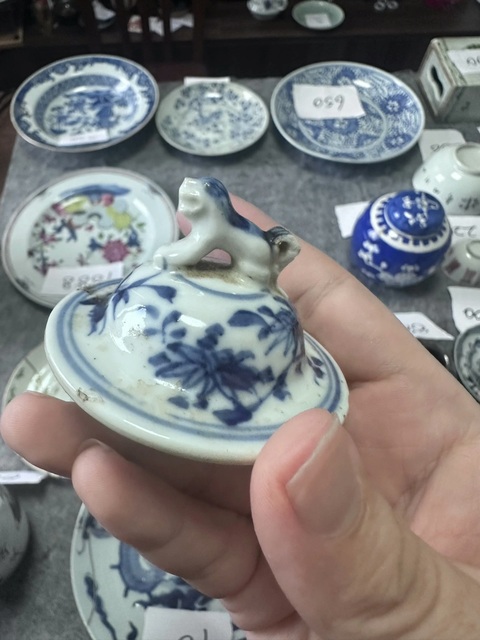 古玩陶瓷喜報平安青花雞腿蓋瓶真品鑒賞圖