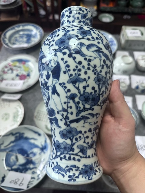 古玩陶瓷喜報平安青花雞腿蓋瓶真品鑒賞圖