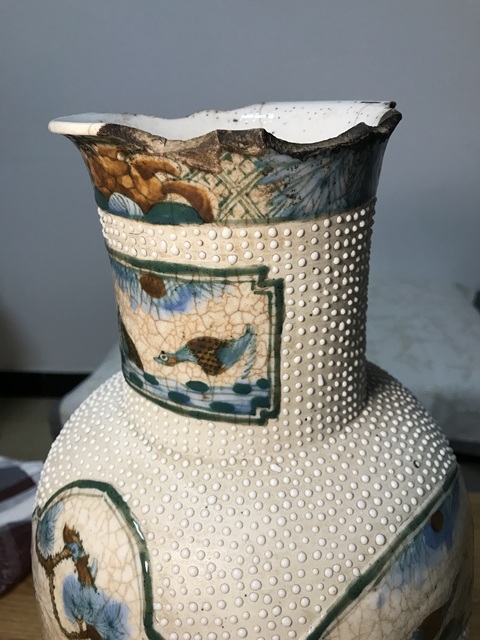 古玩陶瓷鶴鹿同春珍珠釉瓶真品鑒賞圖