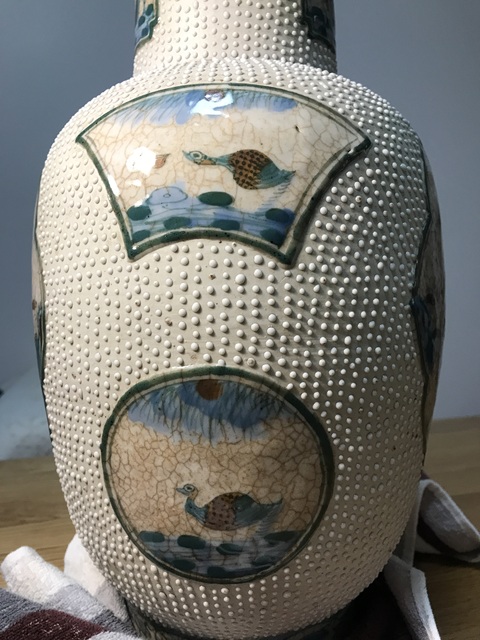 古玩陶瓷鶴鹿同春珍珠釉瓶真品鑒賞圖