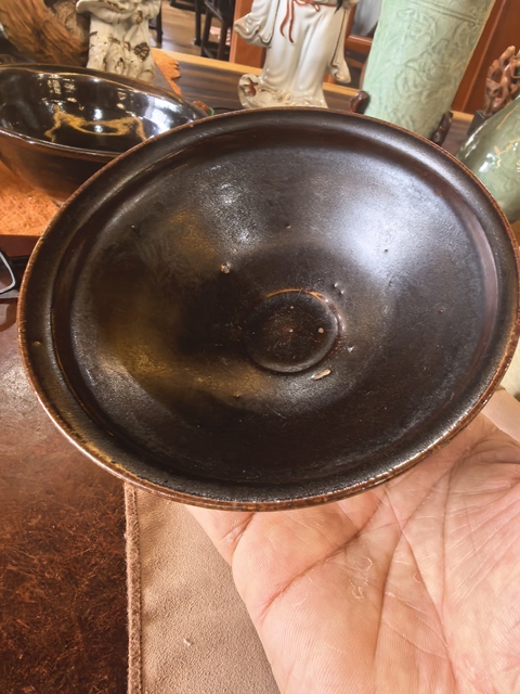 古玩陶瓷遇林亭窯變黑釉束口碗真品鑒賞圖