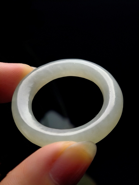 古玩玉器清代和田玉雕“素紋環”拍賣，當前價格4800元