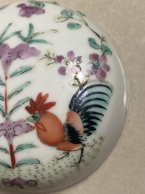 古玩陶瓷粉彩雙雞紋印盒真品鑒賞圖