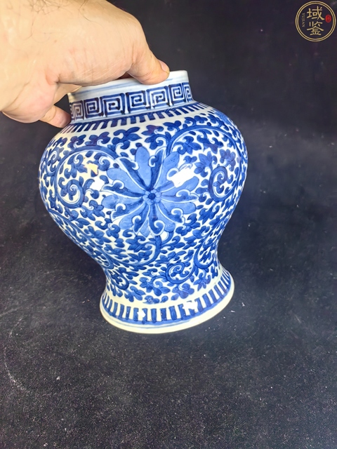 古玩陶瓷晚清青花纏枝蓮紋將軍罐真品鑒賞圖