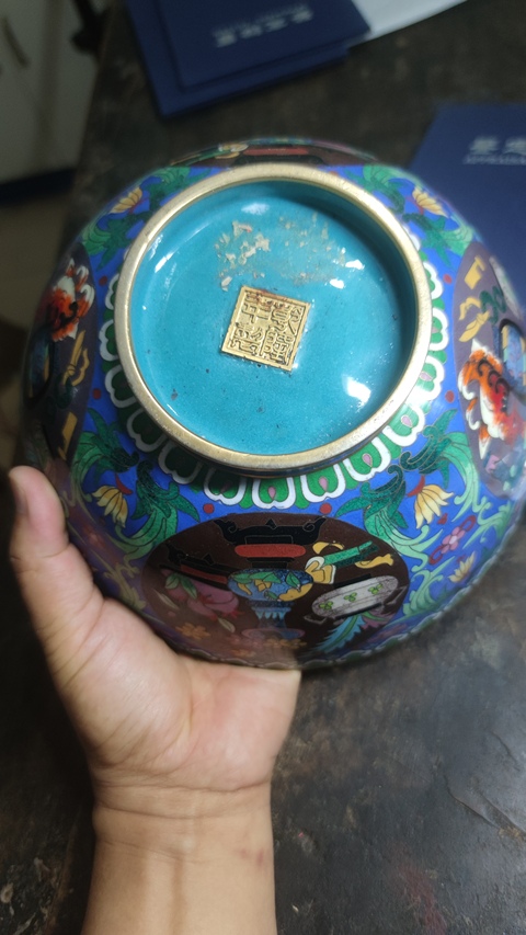 古玩銅器景泰藍碗真品鑒賞圖