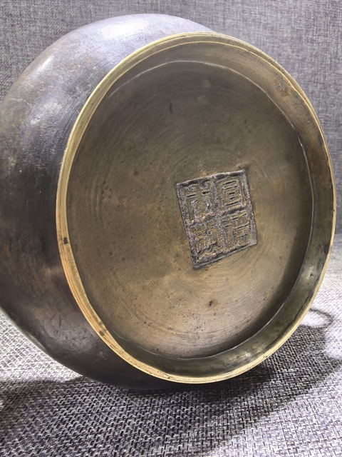 古玩銅器銅爐真品鑒賞圖