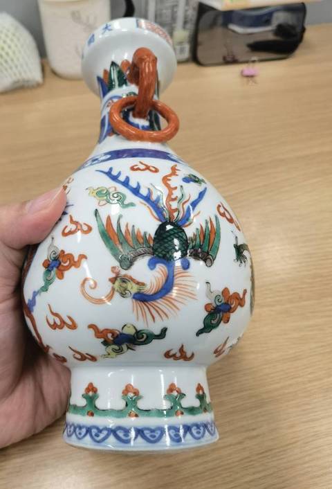 古玩陶瓷民國(guó)青花五彩龍鳳紋瓶真品鑒賞圖
