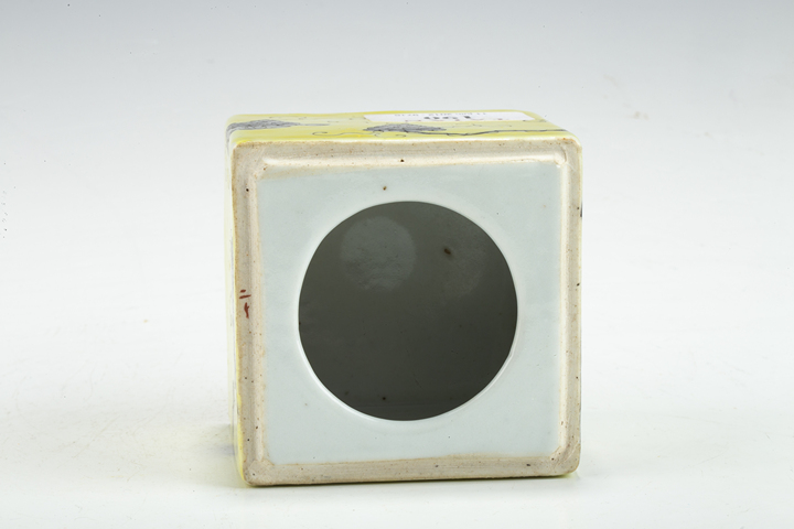 古玩陶瓷民國·黃地墨彩花鳥紋四方溫酒器拍賣，當前價格538元