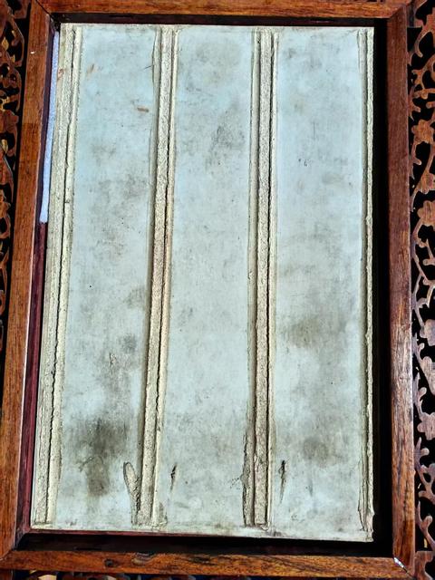古玩陶瓷粉彩荷塘鴛鴦紋瓷板真品鑒賞圖