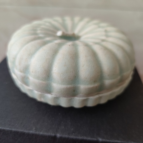 古玩陶瓷湖田窯南瓜胭脂盒真品鑒賞圖