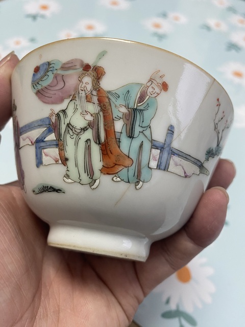 古玩陶瓷同治細路粉彩茶碗真品鑒賞圖
