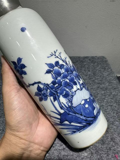 古玩陶瓷青花花鳥紋筒瓶真品鑒賞圖