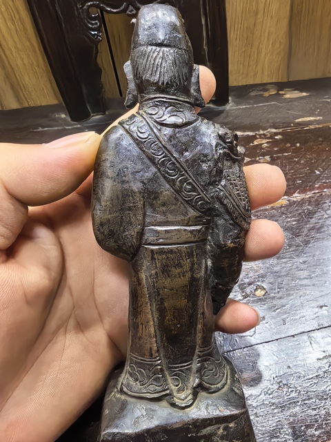 古玩銅器造像真品鑒賞圖