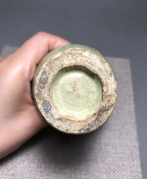 古玩陶瓷龍泉青瓷撇口瓶真品鑒賞圖