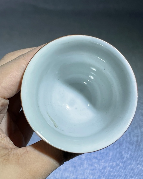 古玩陶瓷當代·白地軋道粉彩仙人乘槎紋鈴鐺杯 真品鑒賞圖