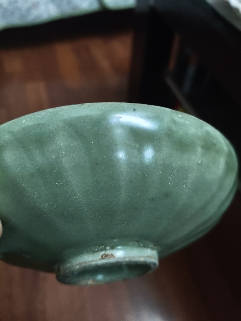 古玩陶瓷龍泉窯青瓷蓮瓣盤真品鑒賞圖