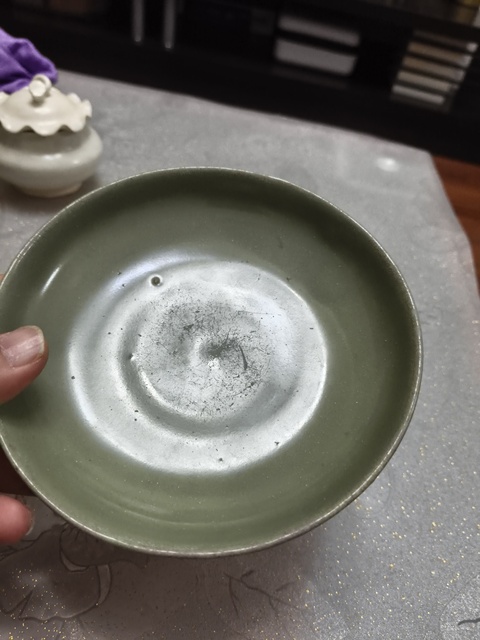 古玩陶瓷龍泉窯青瓷蓮瓣盤真品鑒賞圖