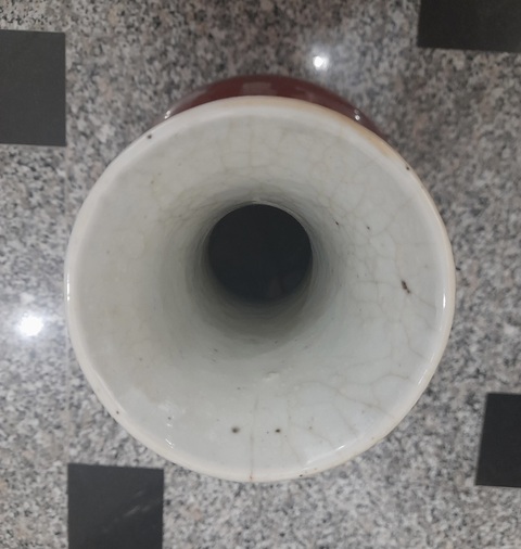 古玩陶瓷紅釉瓶真品鑒賞圖