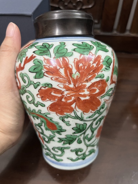 古玩陶瓷明末清初紅綠彩鳳凰穿花茶葉罐拍賣，當前價格19800元