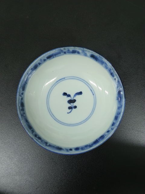 古玩陶瓷清中期青花蓋碗真品鑒賞圖