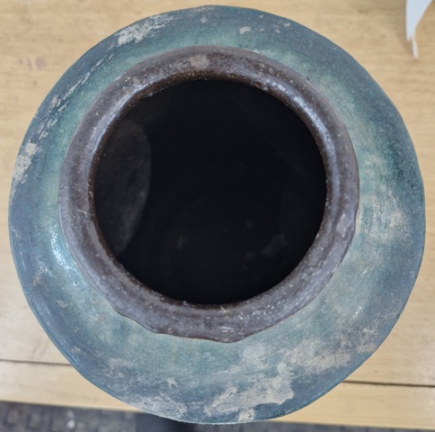 古玩陶瓷馬口窯刻鳥紋罐真品鑒賞圖