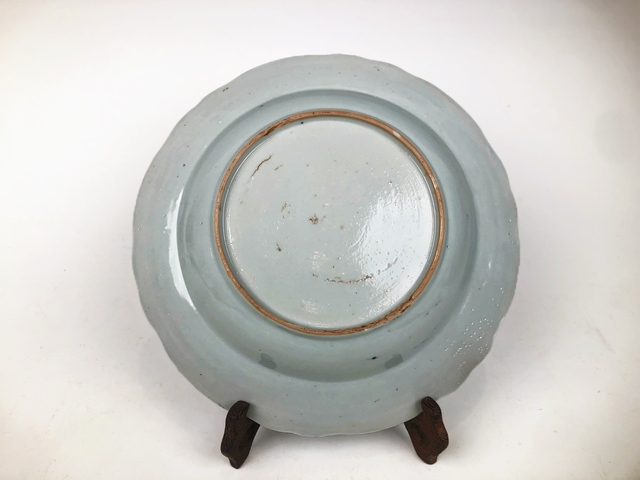 古玩陶瓷清早期·青花博古花卉紋盤真品鑒賞圖
