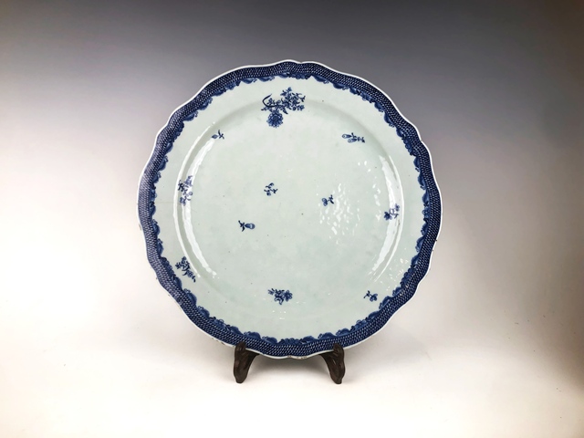 古玩陶瓷清乾隆·青花留白三多紋花口大盤拍賣，當前價格654元