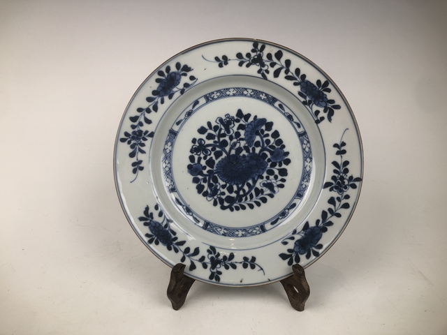 古玩陶瓷清康熙·青花花卉紋盤真品鑒賞圖