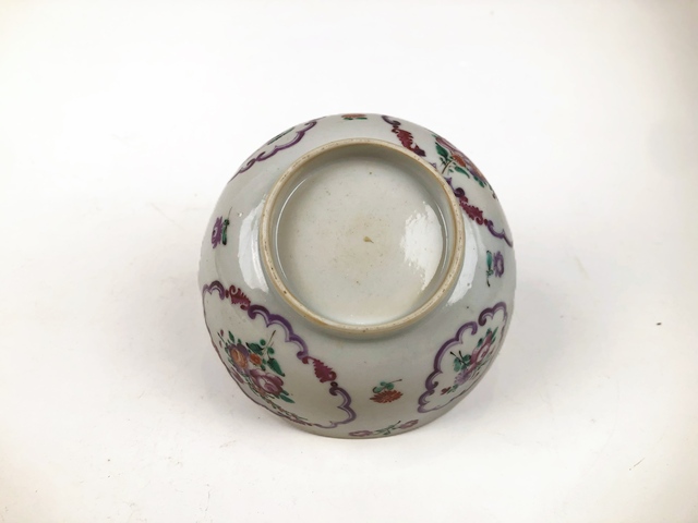 古玩陶瓷清乾隆．粉彩花卉紋碗拍賣，當前價格473元