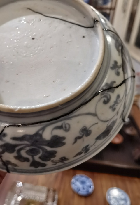 古玩陶瓷青花花卉盤真品鑒賞圖