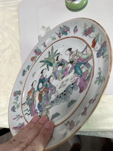 古玩陶瓷粉彩仕女人物折腰盤真品鑒賞圖