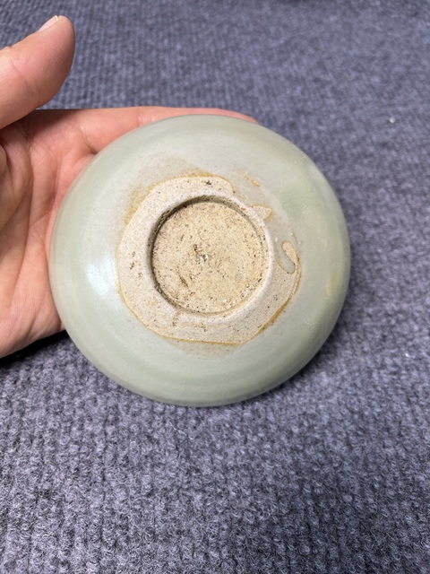 古玩陶瓷龍泉青瓷花卉紋盤拍賣，當前價格2288元