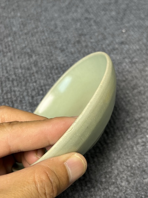 古玩陶瓷龍泉青瓷花卉紋盤拍賣，當前價格2288元