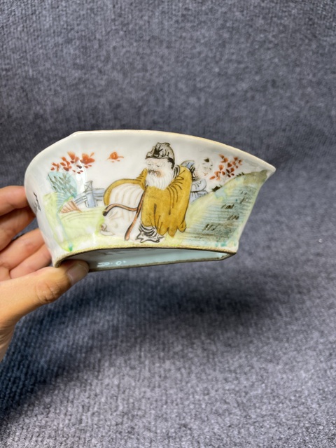 古玩陶瓷淺降彩高士童子紋角碗拍賣，當前價格1388元
