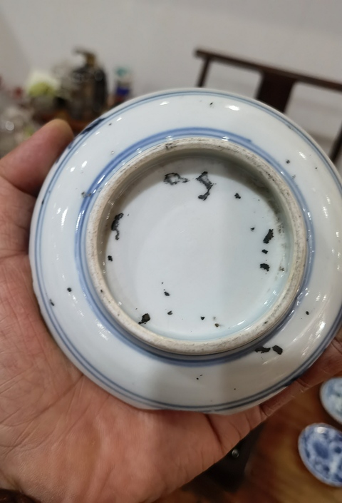 古玩陶瓷成化花卉紋青花碗標本真品鑒賞圖