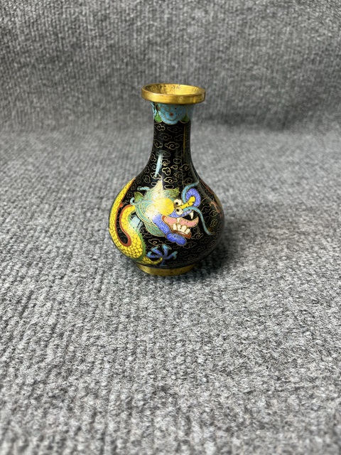 古玩雜項銅胎掐絲琺瑯龍紋小賞瓶真品鑒賞圖