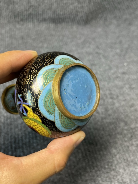 古玩雜項銅胎掐絲琺瑯龍紋小賞瓶真品鑒賞圖
