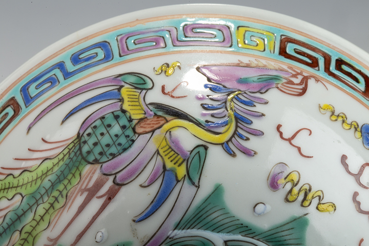 古玩陶瓷民國·粉彩龍鳳呈祥紋碗
真品鑒賞圖