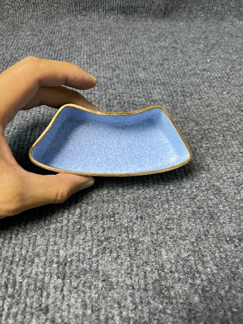 古玩雜項銅胎畫琺瑯花卉紋蓋盒真品鑒賞圖