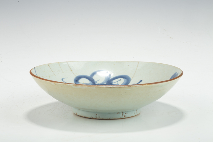 古玩陶瓷清早·青花一葉知秋紋盤真品鑒賞圖