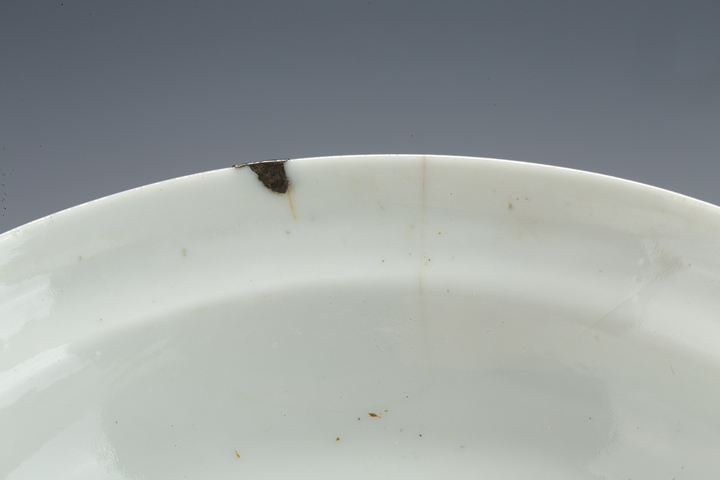 古玩陶瓷民國·淺絳彩山水紋蓋盆
真品鑒賞圖